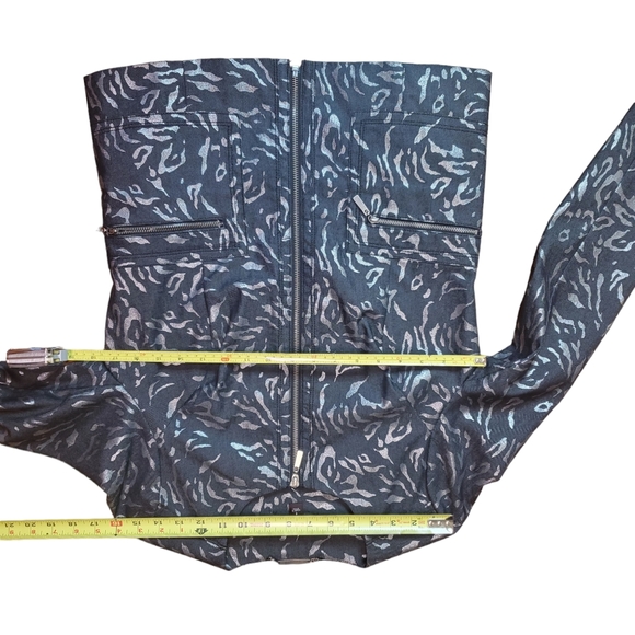 Dana Buchman Denim Blazer Jacket Front Zip O Neck Exotic Metallic Print Womens 4 - Picture 7 of 12